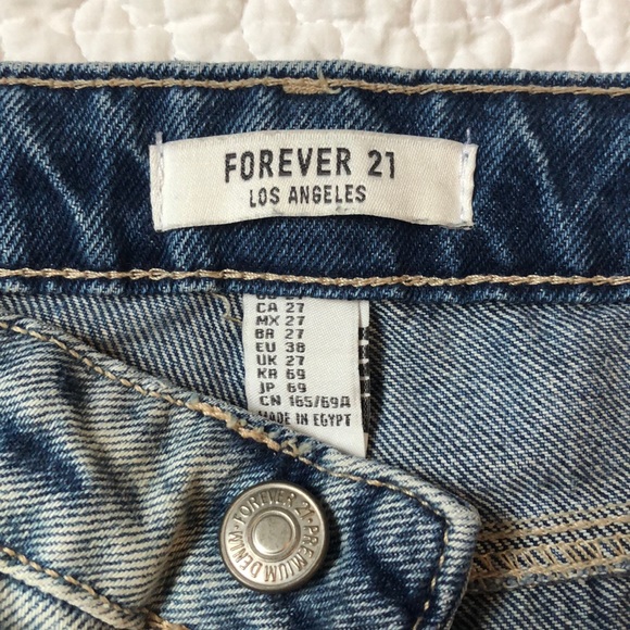 Forever 21 Distressed Jeans - Picture 4 of 5